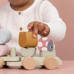 Little Dutch Blokkentrein Flowers & Butterflies FSC 5 Little Dutch Blokkentrein Flowers & Butterflies FSC -Babyverzorging Winkel image 28603