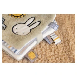 TiAmo Nijntje Activiteitenboek Fluffy Green -Babyverzorging Winkel image 32925