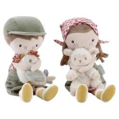 Little Dutch Knuffelpop Boerin Rosa 35cm Little Farm 7 Little Dutch Knuffelpop Boerin Rosa 35cm Little Farm -Babyverzorging Winkel image 34741